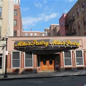 Mike's Pastry, North End