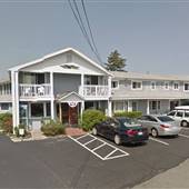 Village Green Motel