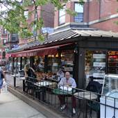 DeLuca's Market