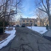 49 Lakeview Ave., Lynnfield