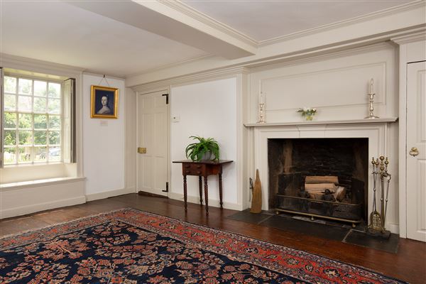 Hooper-Lee-Nichols House