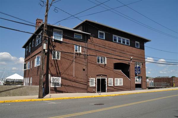 Winthrop Yacht Club