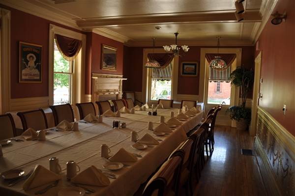 Cobblestones Restaurant, Lowell