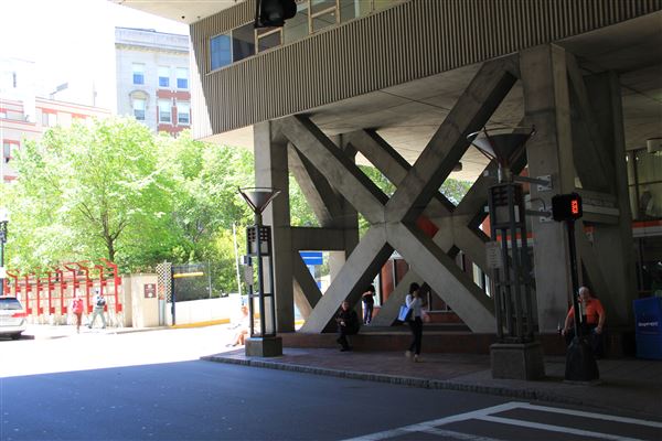Tufts Medical Center MBTA Station