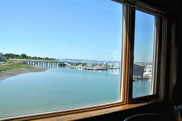 Winthrop Yacht Club