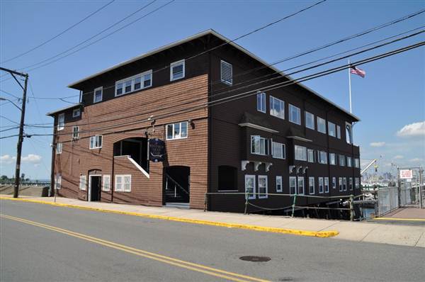 Winthrop Yacht Club