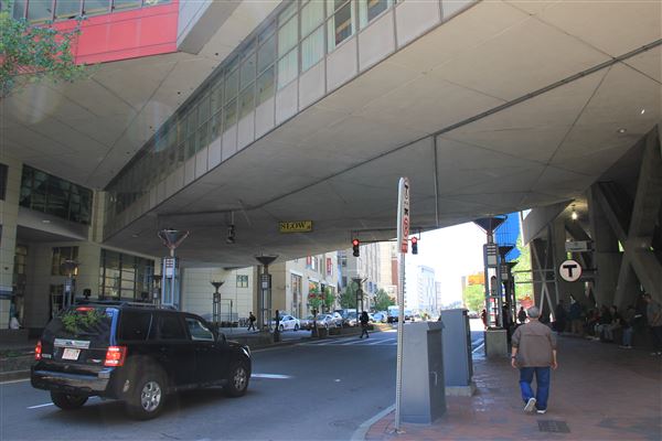 Tufts Medical Center MBTA Station