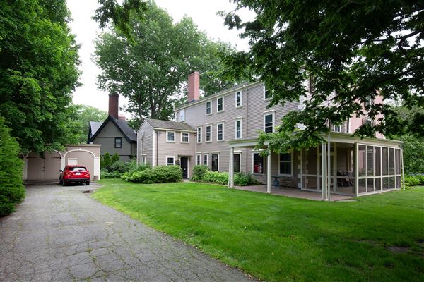 Hooper-Lee-Nichols House