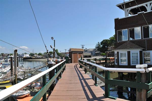 Winthrop Yacht Club