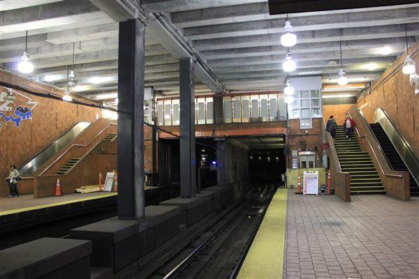 Tufts Medical Center MBTA Station