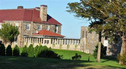 Eastern Point Retreat House Gloucester Locationshub